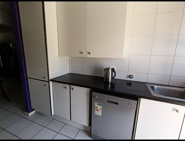 2 BEDROOM APARTMENT FOR SALE IN BASSONIA